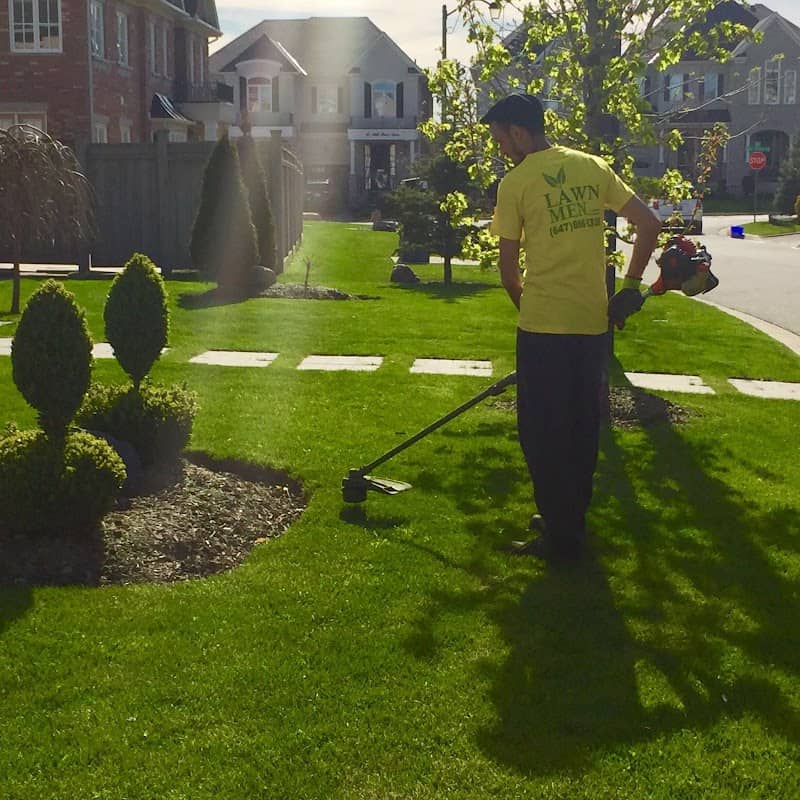 Lawn Men