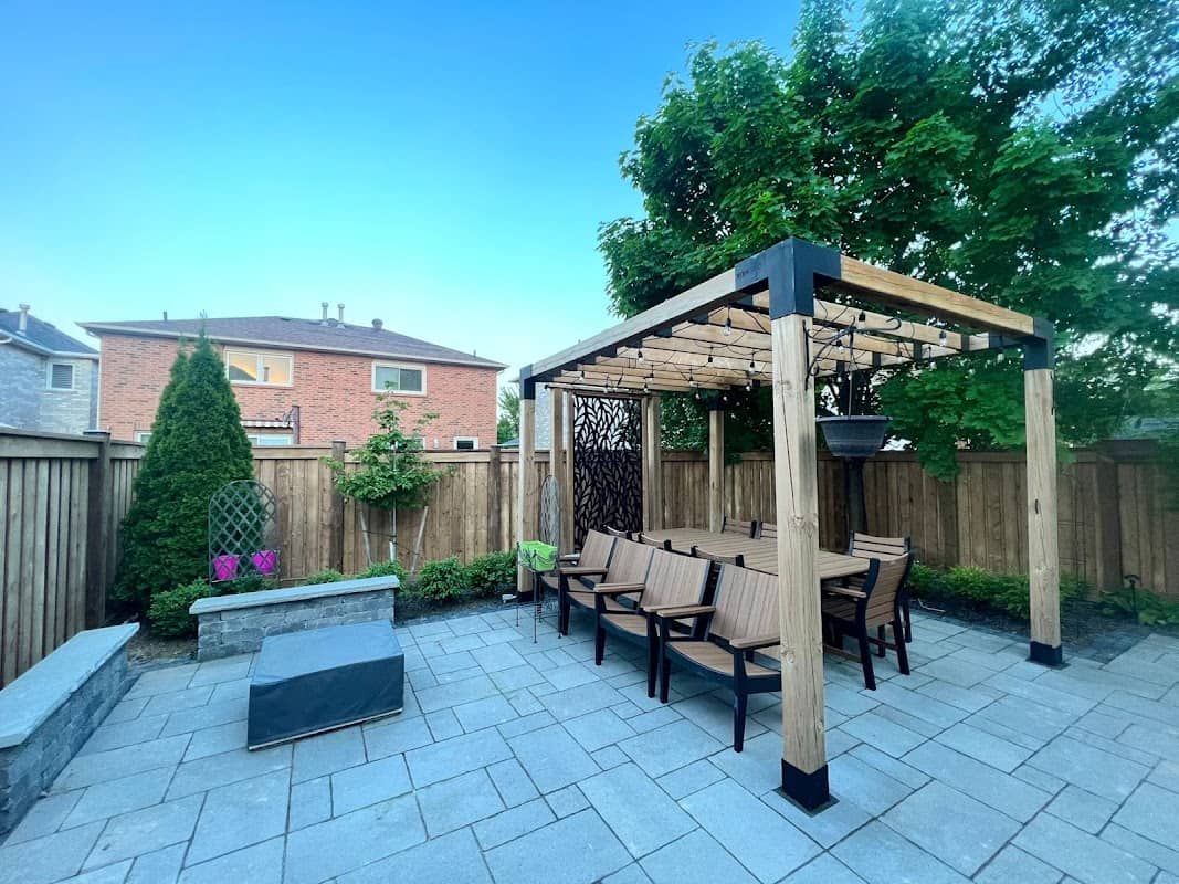 RockLeaf Landscaping & Construction