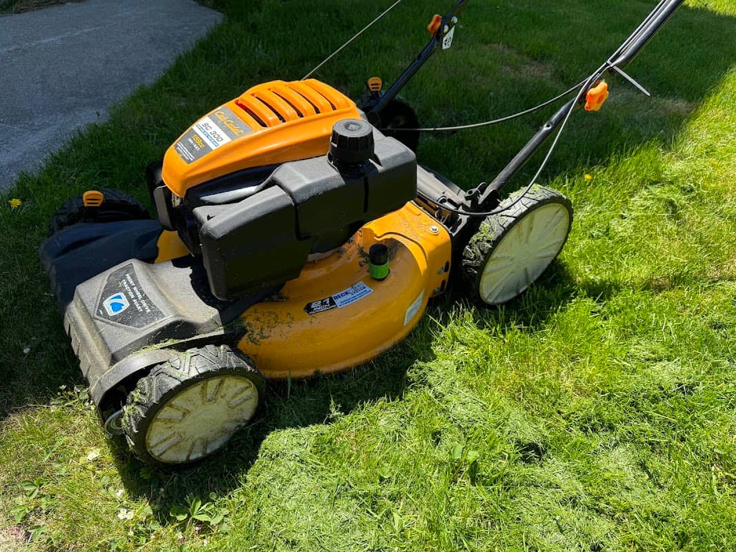Small Engine Repairs.Snowblowers.Atv’s.Etc.