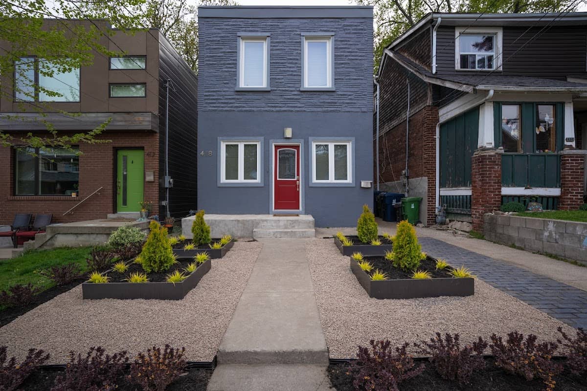 Suite Pea Gardenscaping