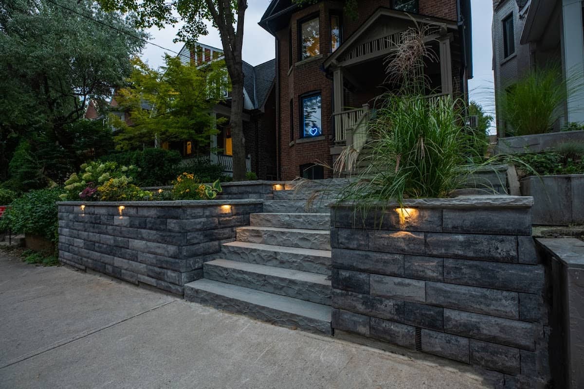 Avanti Landscaping photo 4