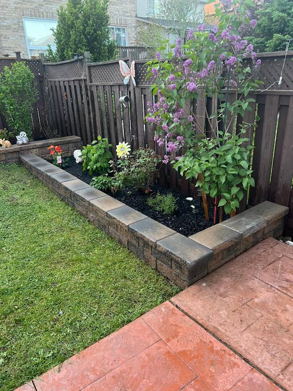 Erin Mills Landscaping & Snow Removal photo 2