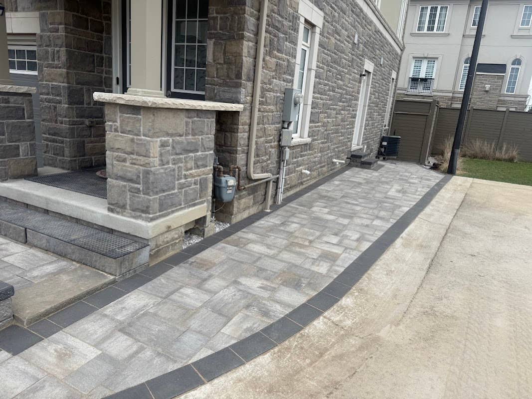 Para-Loc Interlock and Landscape photo 2