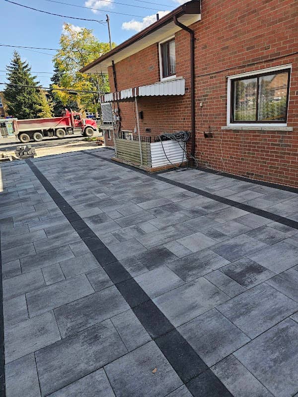Premium Interlocking Installation photo 2