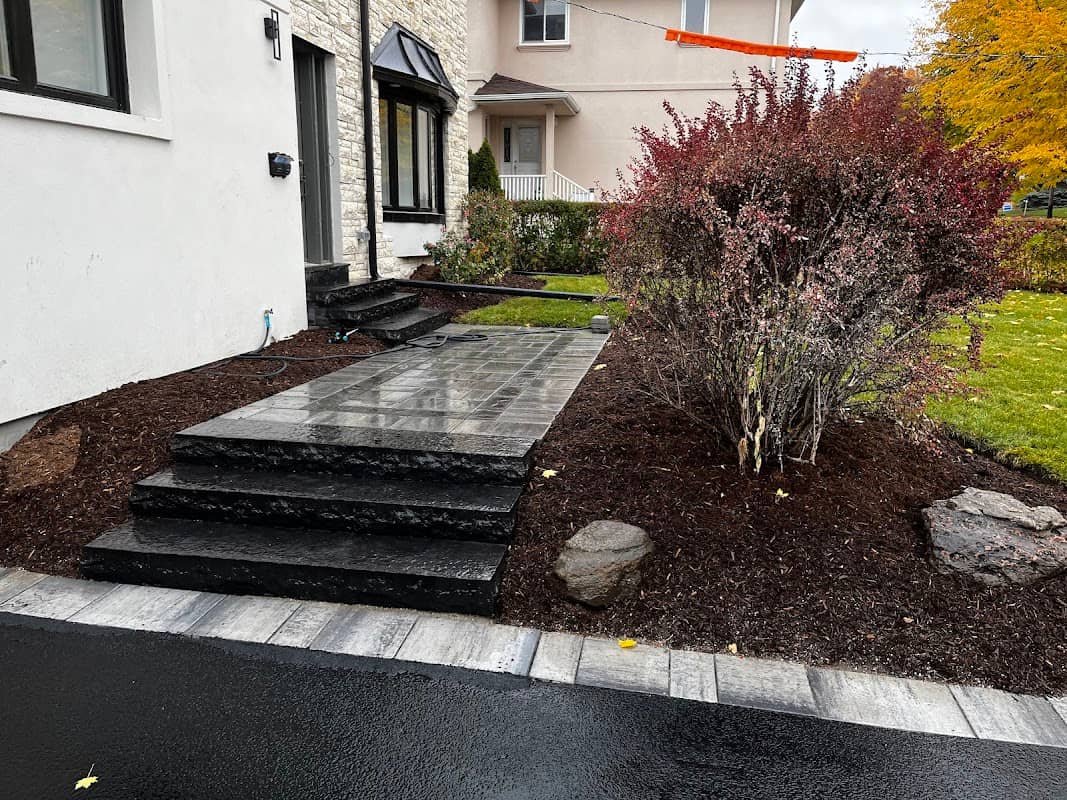 RiverRock Landscaping photo 2