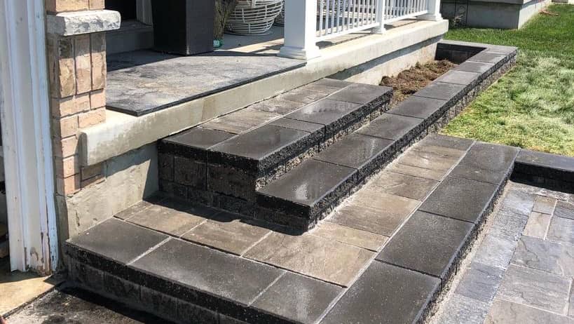 Stone Setters Interlocking
